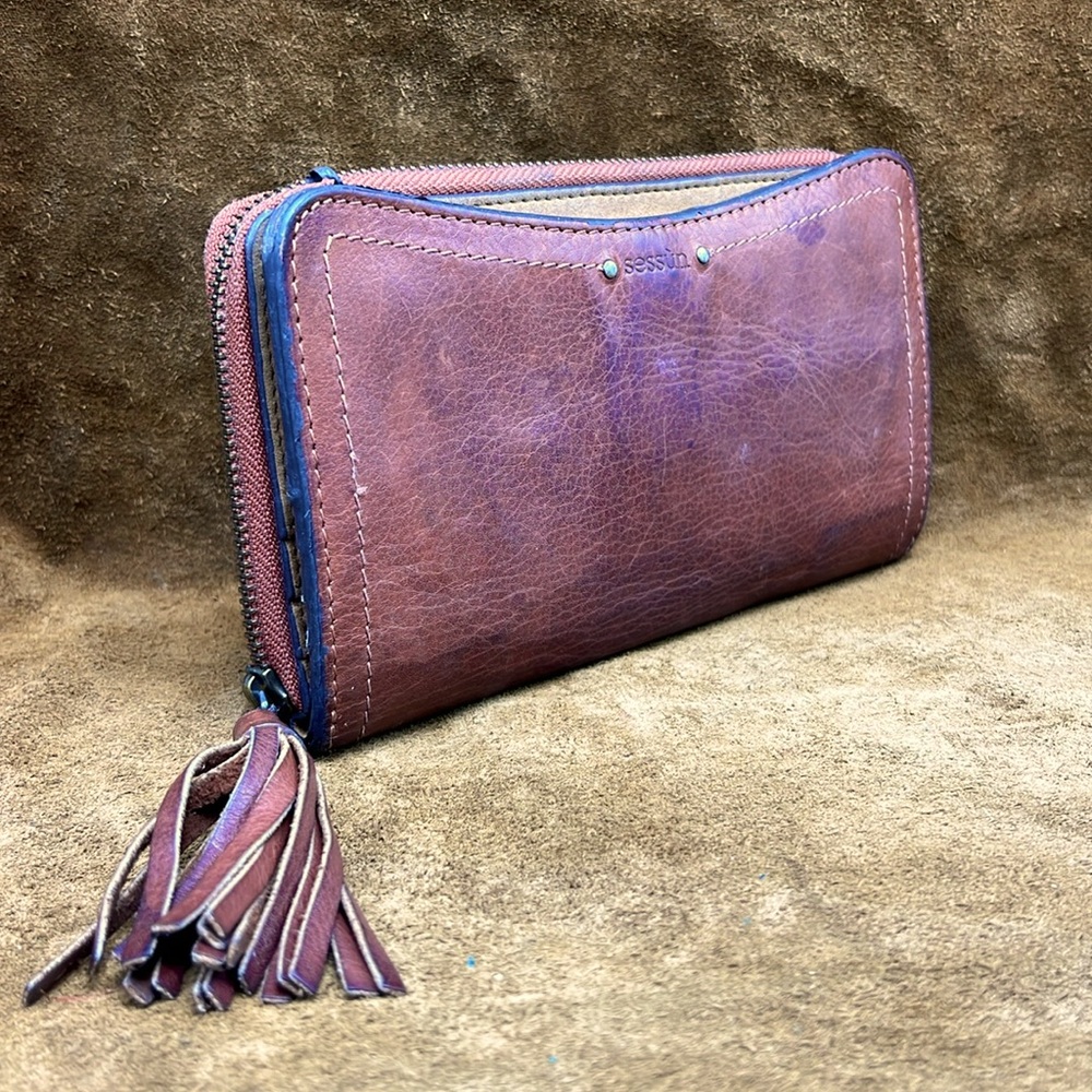 Sessun Brown Long Leather Zip Wallet